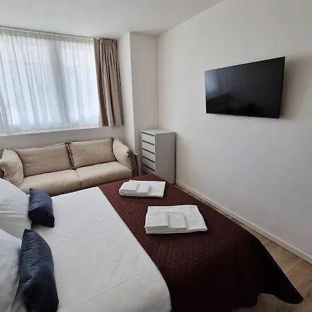 Ht - Luxury At Palm Apartment *