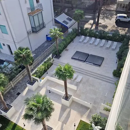 Ht - Luxury At Palm Apartment *