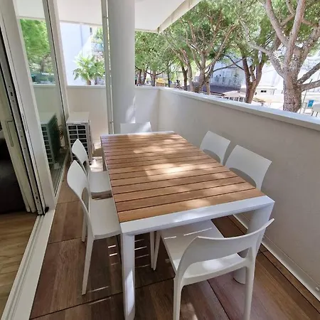 Apartment Ht - Luxury At Palm Lido di Jesolo